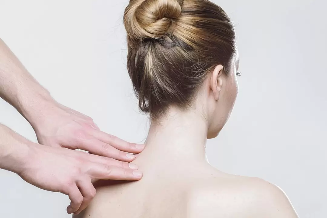 A nyaki osteochondrosis manuális terápiája
